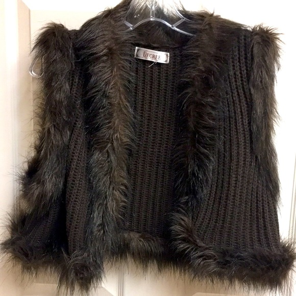 Decree Jackets & Blazers - 🎉FESTIVAL-READY FUR SHRUG